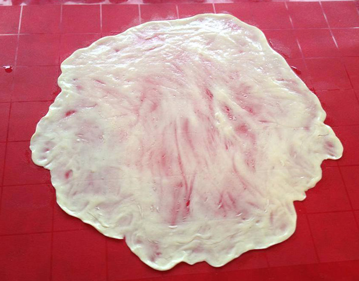 لف وطي لحم بعجين بيروتي