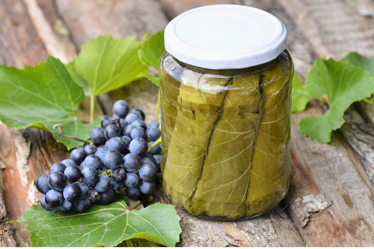 كيفية تخزين ورق العنب