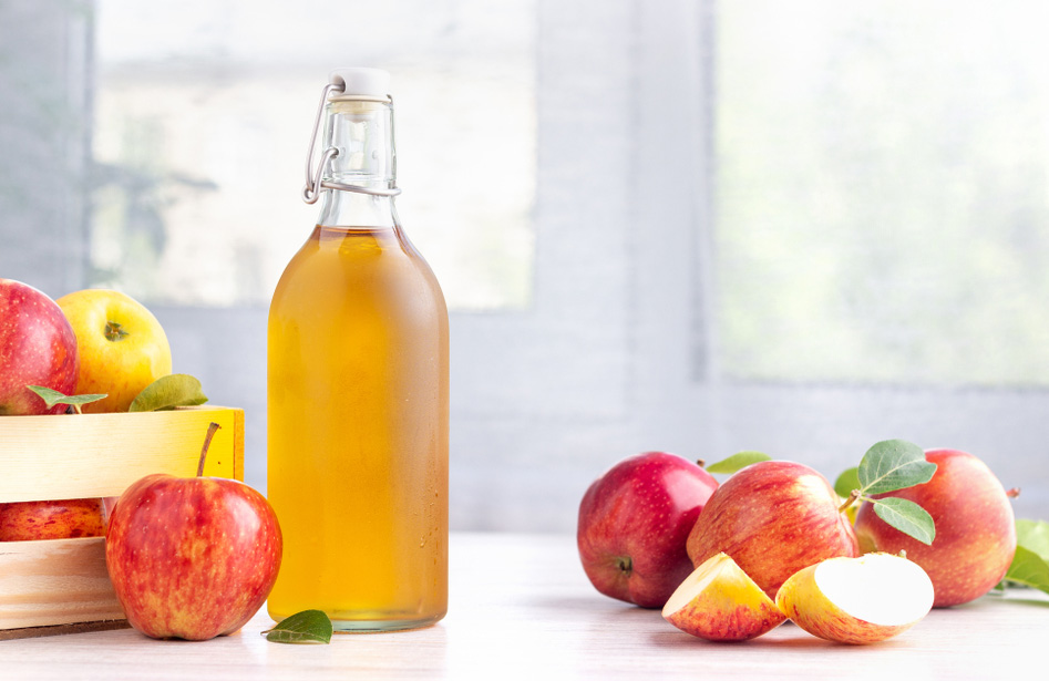 فوائد خل التفاح في تنظيف المطبخ