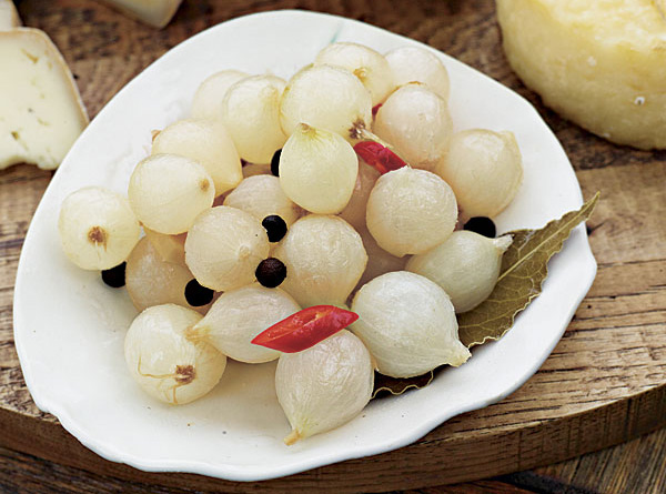 بصل قارومة صغير الحجم المخلل