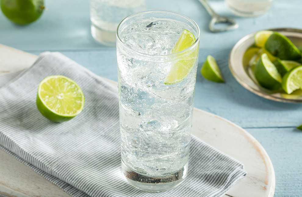 المياه المعدنية الغازية الطبيعية