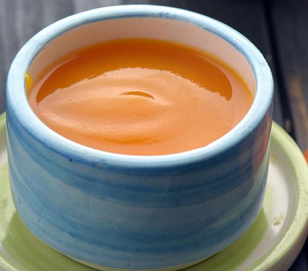 طريقة عمل حساء الجزر للرضيع