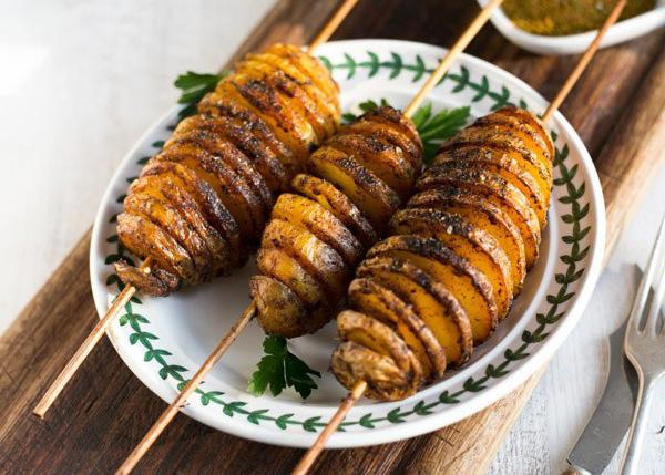 طريقة عمل بطاطاس التورنادو في الفرن