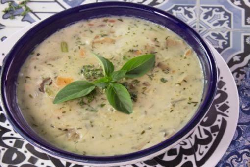 شوربة لسان العصفور بالكريمة و الفطر