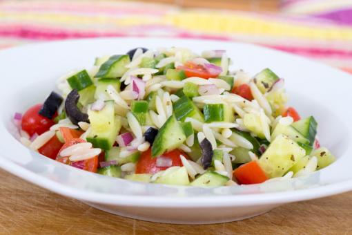 سلطة لسان عصفور