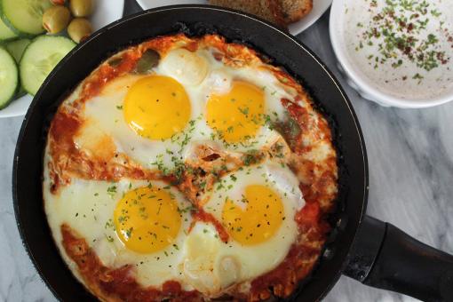 البيض للإفطار الصباحي على الطريقة التركية