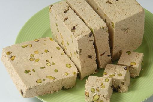 الحلاوة الطحينية في البيت