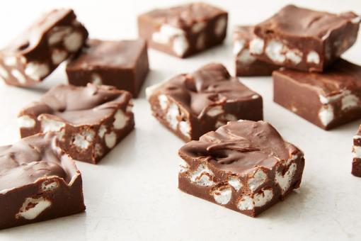 حلى مارشميلو‎ بالشوكولاته