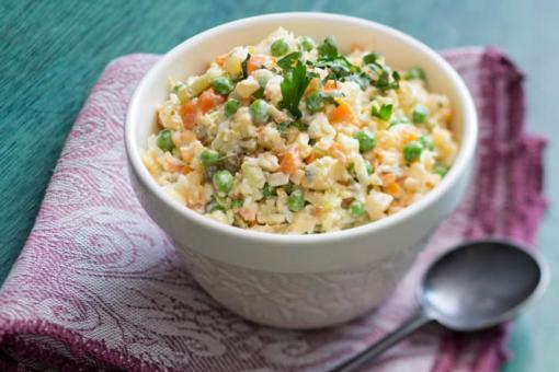 سلطة البازلاء بالمايونيز