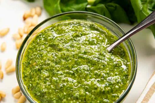 صلصة البيستو الإيطالية