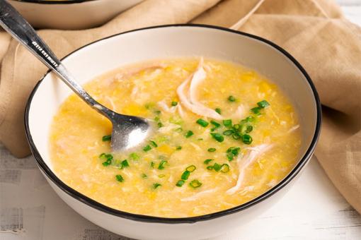 شوربة الذرة على الطريقة الصينية