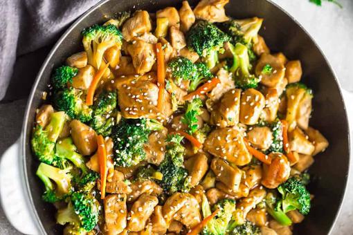 دجاج بالخضار على الطريقة الصينية