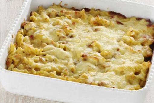 مكرونة الدجاج بالكريمة في الفرن