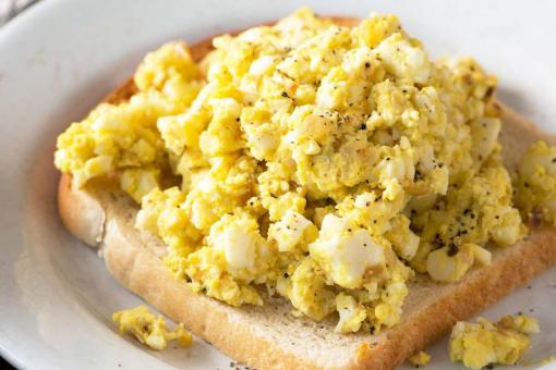 بيض بالمايونيز