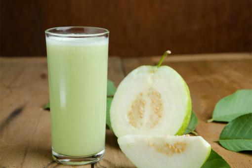 عصير الجوافة بالقشطة