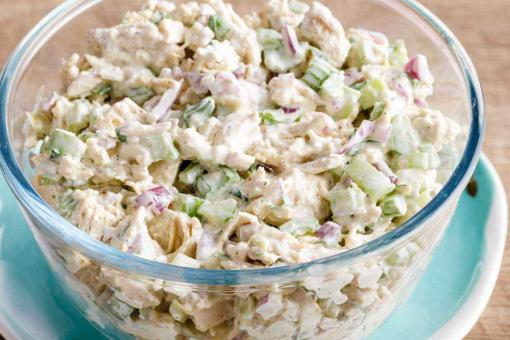 سلطة الدجاج بالمايونيز