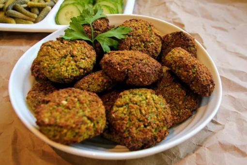 فلافل خفيفة وصحية بالفرن