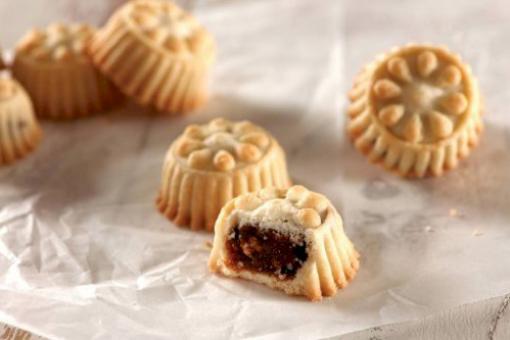 طريقة عمل المعمول بالتمر على الأصول