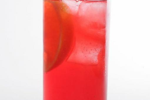 مشروب الغرنادين مع الصودا