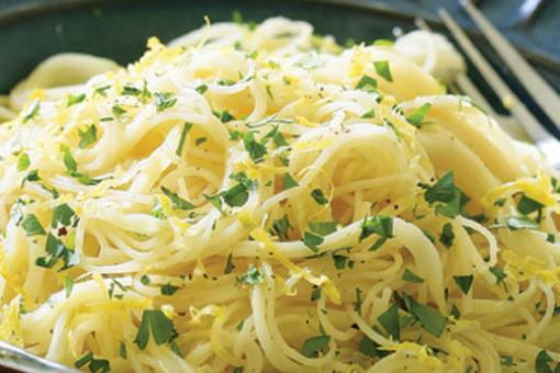 طريقة عمل معكرونة سباغيتي بصوص الليمون
