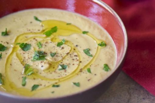 شوربة الكوسة والأرضي شوكي