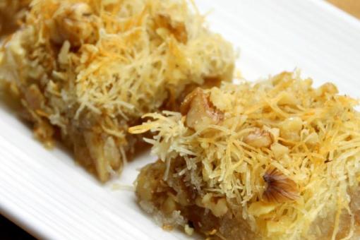 طريقة عمل كنافة بالجوز