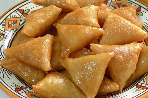 طريقة عمل بريوات باللوز