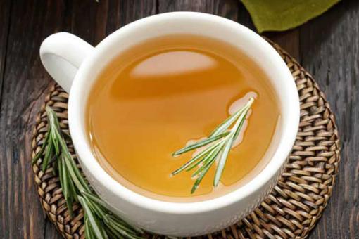 طريقة عمل شاي إكليل الجبل