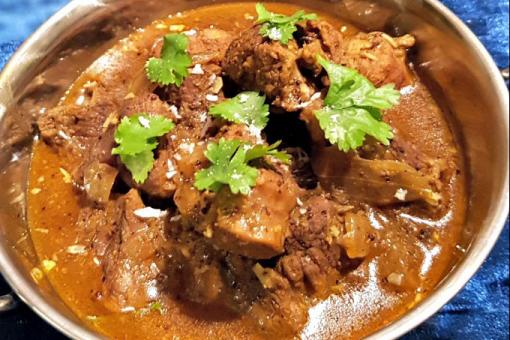 الكاري باللحم على الطريقة الإماراتية