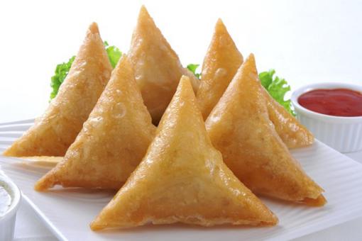 طريقة عمل سمبوسة الأجبان الثلاثة