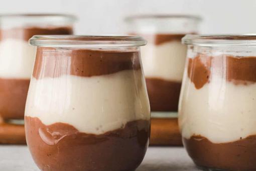 موس الشوكولاتة باللوز