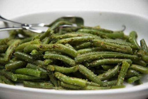 سلطة الفاصولياء الخضراء