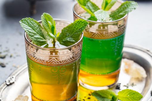 شاي أخضر بالنعناع