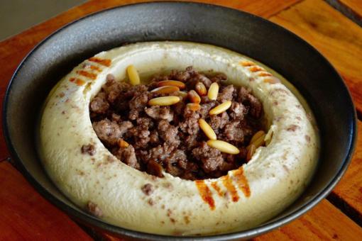 حمص باللحمة