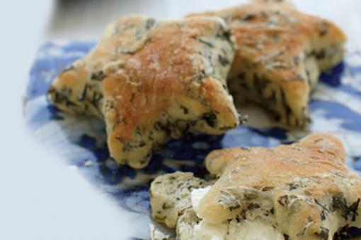 مخبوزة نجوم الزعتر