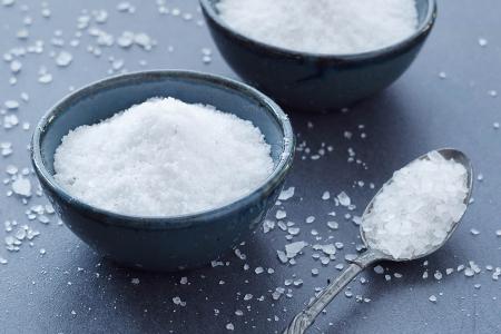 ماهو الفرق بين ملح الطعام و ملح البحر