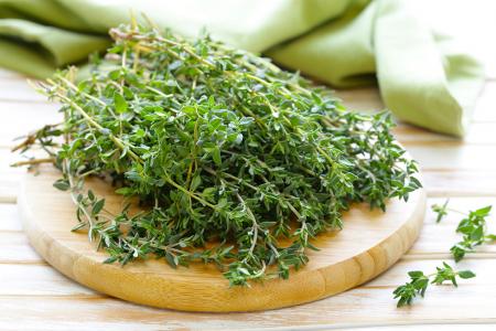 فوائد الزعتر الأخضر الصحية