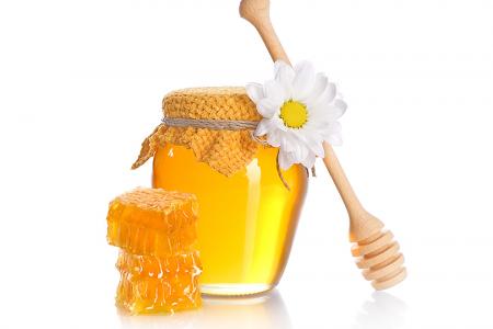 فوائد تناول العسل على الريق في الصباح