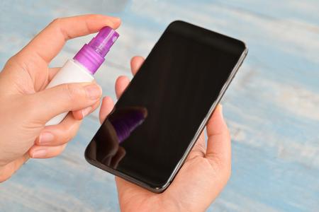 تعقيم الهاتف المحمول