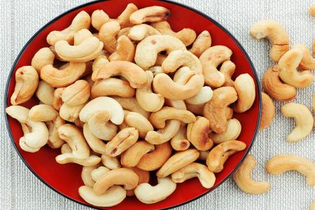 فوائد الكاجو الصحية وقيمته الغذائية