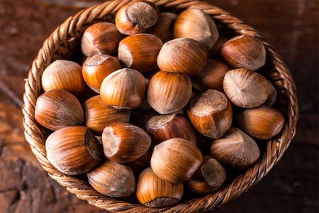 فوائد البندق الصحية