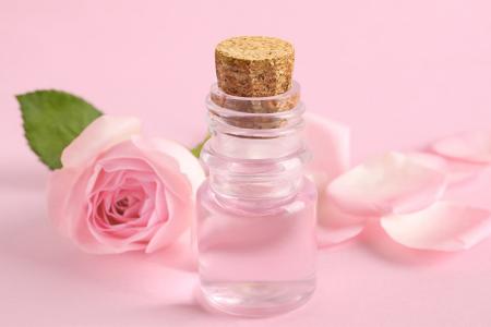 فوائد ماء الورد للجسم