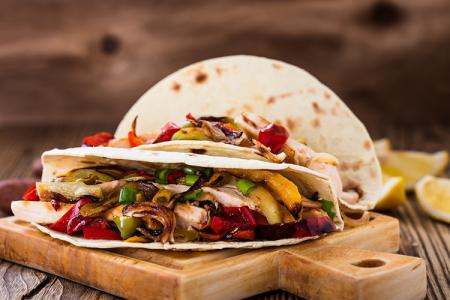 ساندويش فاهيتا اللحم