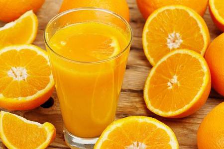 عصير برتقال بالمياه الغازية