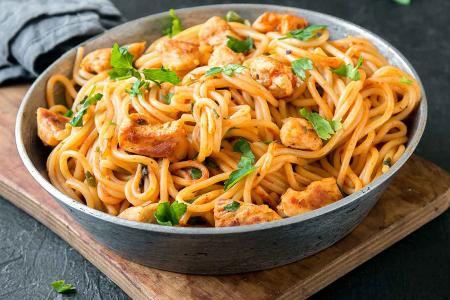 سباغيتي بالدجاج