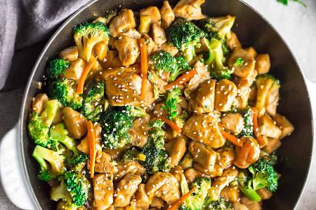 دجاج بالخضار على الطريقة الصينية