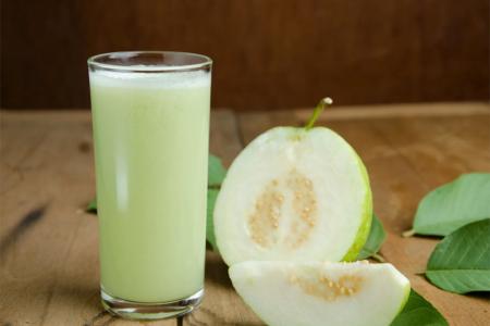 عصير الجوافة بالقشطة