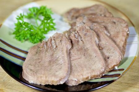 سلق لسان العجل