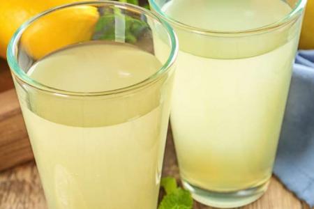 طريقة عمل عصير الليمون مع الفانيليا