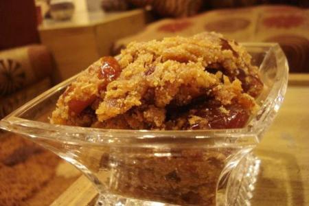 طريقة عمل القشد بالتمر السعودي